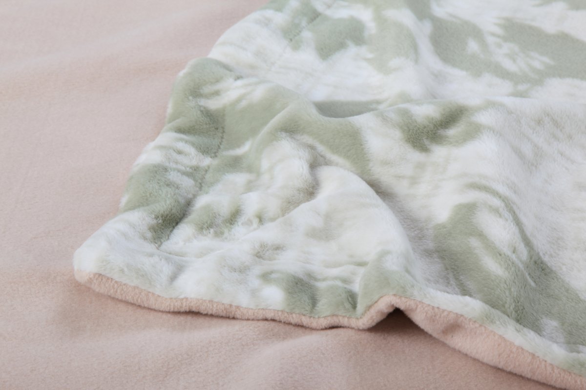 Fleece Winter Blanket (BKCB2590) - Natural Home
